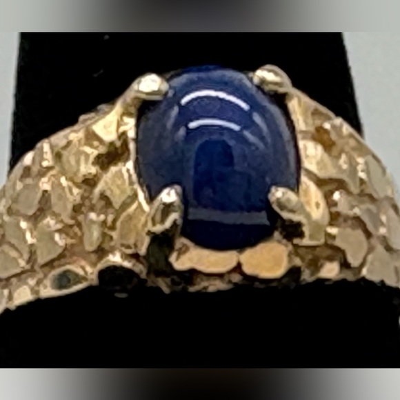 14k Gold Nugget Design Blue Prong Set Stone